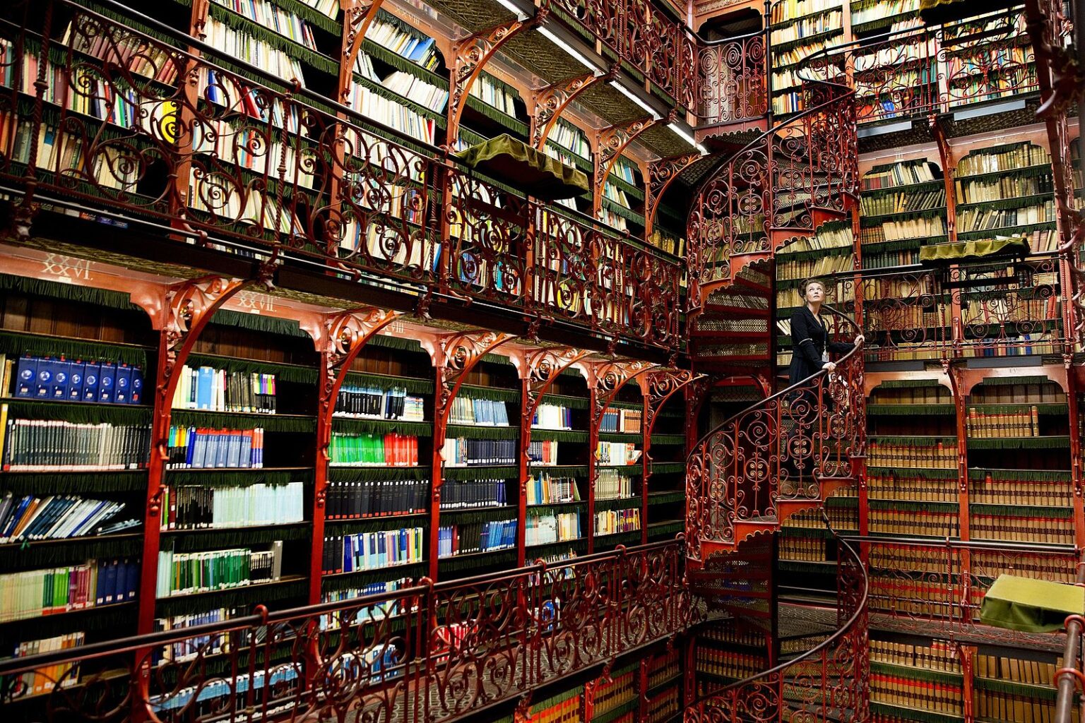The 40 Most Beautiful Libraries In The World